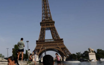 39 °C (102,2 °F)  la temperatura mínima en Europa que hierve en una ola de calor